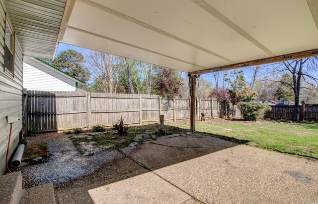 36 Kingspark Drive, Maumelle, AR 72113