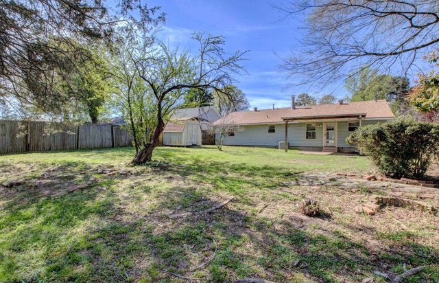 36 Kingspark Drive, Maumelle, AR 72113