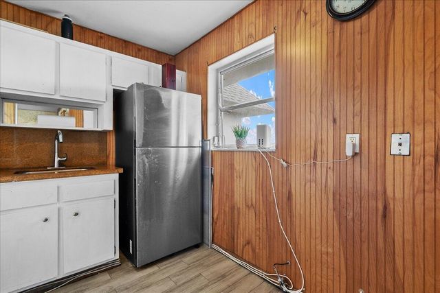941 Crystal Lake Drive 402, Deerfield Beach, FL 33064