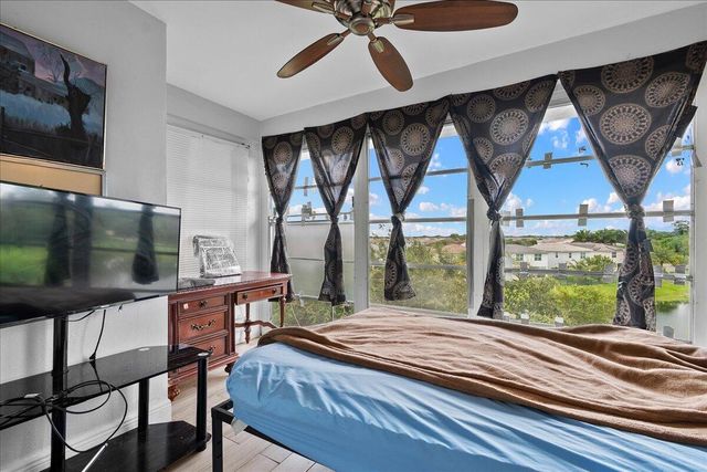 941 Crystal Lake Drive 402, Deerfield Beach, FL 33064