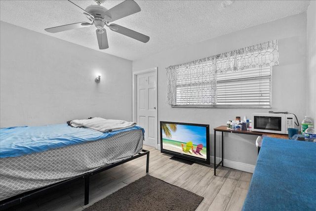 941 Crystal Lake Drive 402, Deerfield Beach, FL 33064