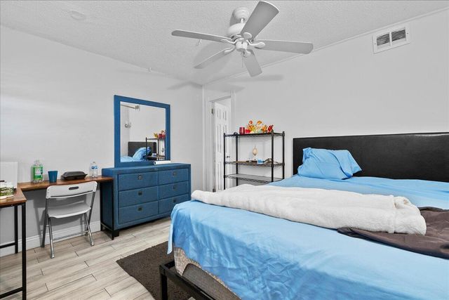 941 Crystal Lake Drive 402, Deerfield Beach, FL 33064