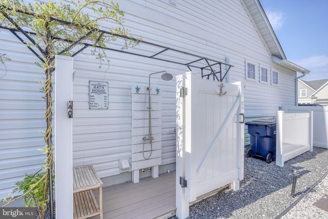 158 E BUCKINGHAM DR, Rehoboth Beach, DE 19971