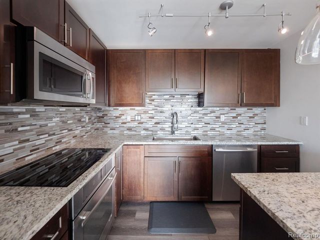 411 S Old Woodward Avenue 714, Birmingham, MI 48009