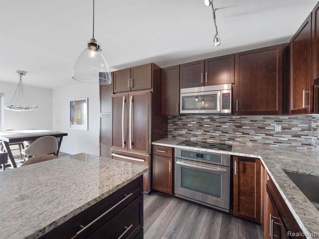 411 S Old Woodward Avenue 714, Birmingham, MI 48009