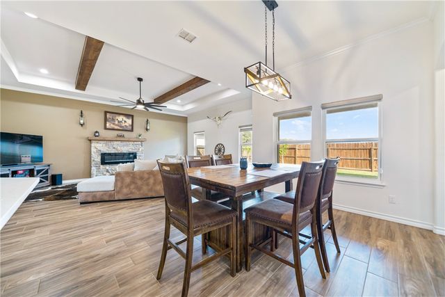 11526 S Creek Dr, Corpus Christi, TX 78410