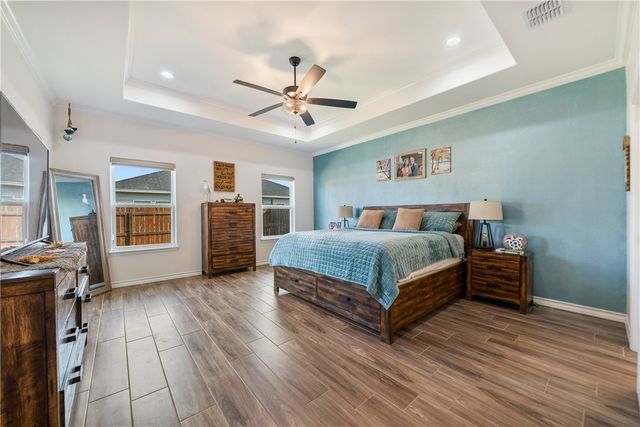 11526 S Creek Dr, Corpus Christi, TX 78410