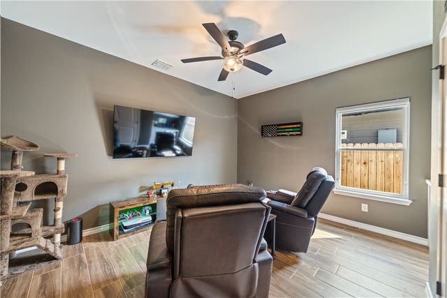 11526 S Creek Dr, Corpus Christi, TX 78410