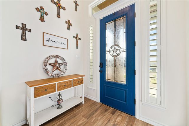 11526 S Creek Dr, Corpus Christi, TX 78410