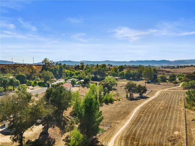 30770 Avenida Buena Suerte, Temecula, CA 92591