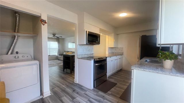 1718 SILVER CREEK COURT 102, Orlando, FL 32807