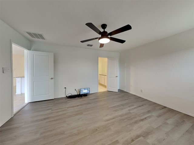 1409 Dovekie Drive, Forney, TX 75126