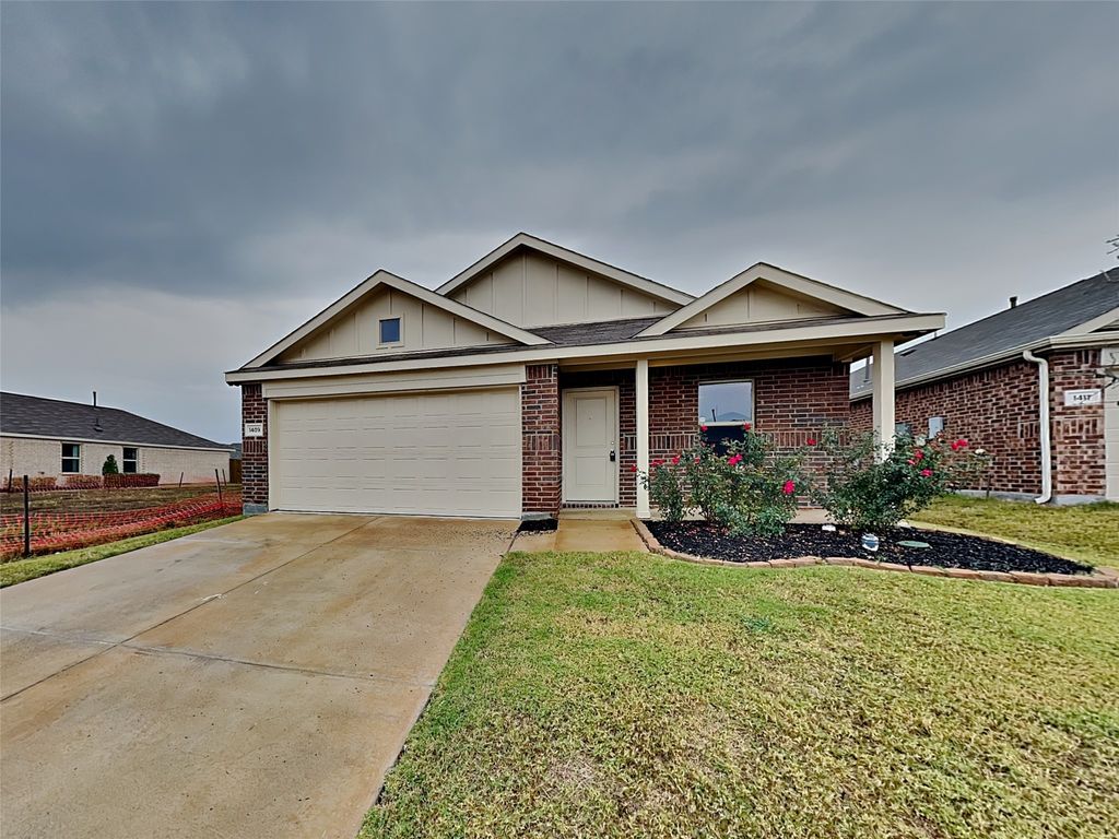 1409 Dovekie Drive, Forney, TX 75126