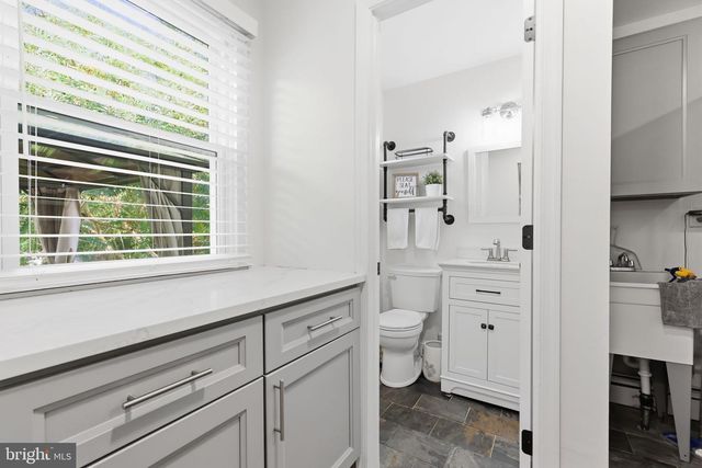 980 PEBBLE HILL RD, Doylestown, PA 18901