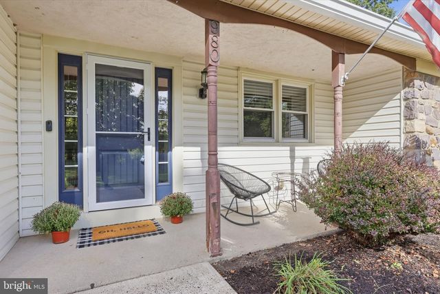 980 PEBBLE HILL RD, Doylestown, PA 18901