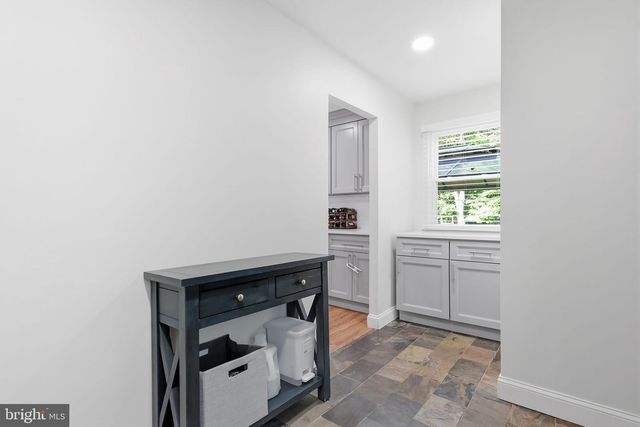 980 PEBBLE HILL RD, Doylestown, PA 18901