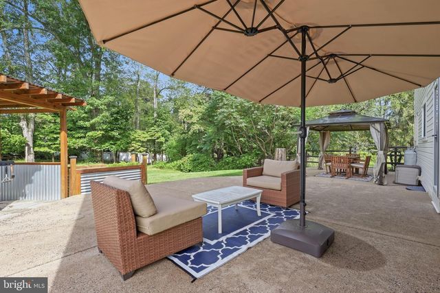 980 PEBBLE HILL RD, Doylestown, PA 18901