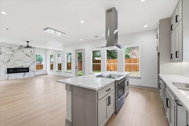 173 W Shore, Lewisville, TX 75057