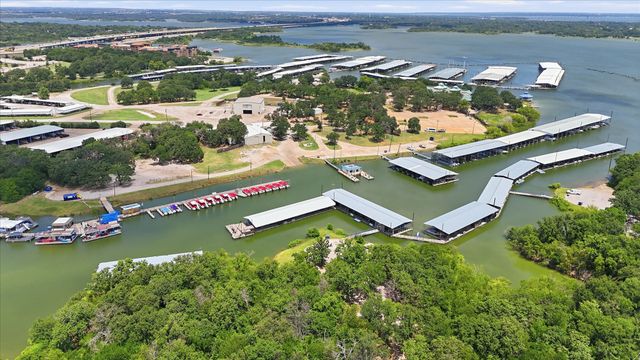 173 W Shore, Lewisville, TX 75057