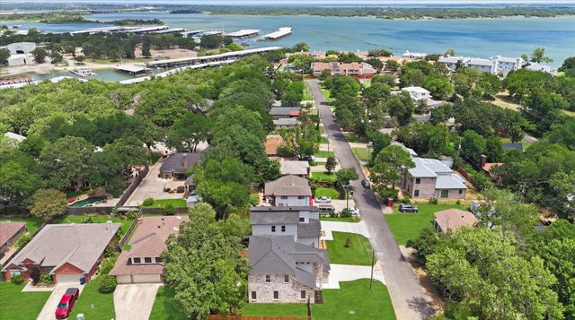 173 W Shore, Lewisville, TX 75057