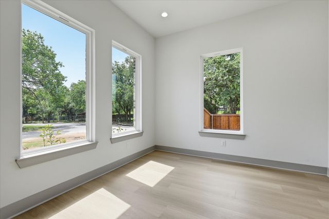 173 W Shore, Lewisville, TX 75057