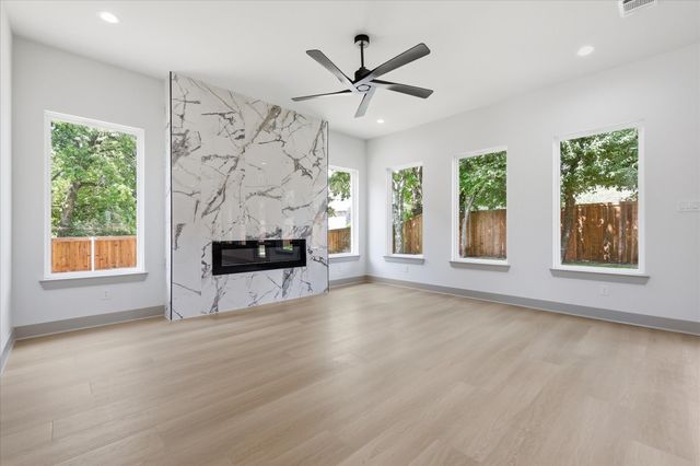 173 W Shore, Lewisville, TX 75057