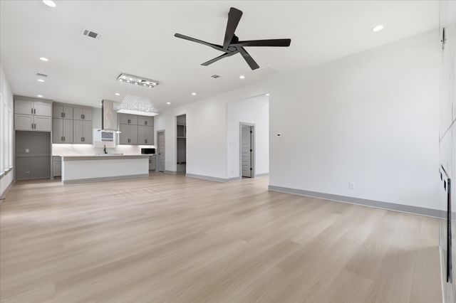 173 W Shore, Lewisville, TX 75057