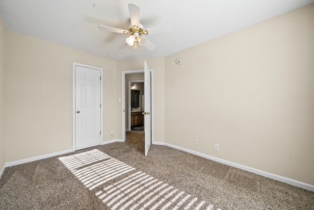 613 Corinth Ct, Clarksville, TN 37040