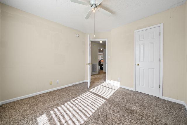 613 Corinth Ct, Clarksville, TN 37040