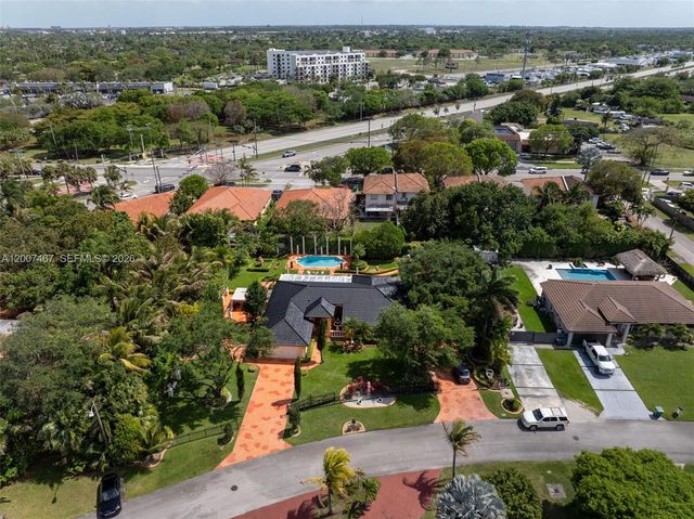 15860 SW 287th St, Homestead, FL 33033