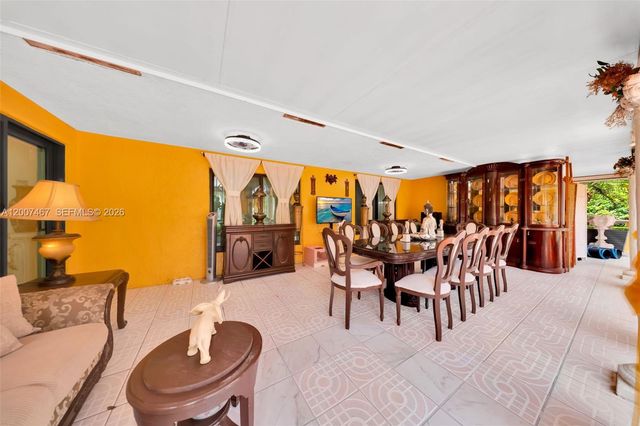 15860 SW 287th St, Homestead, FL 33033