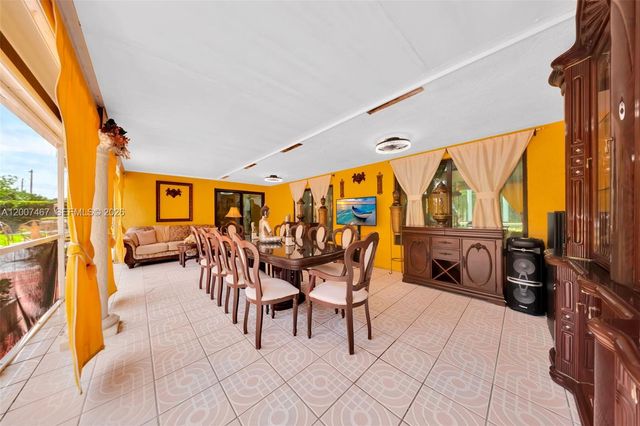 15860 SW 287th St, Homestead, FL 33033