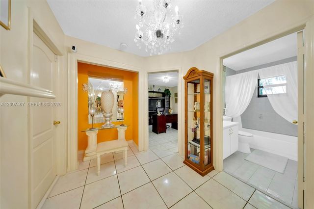 15860 SW 287th St, Homestead, FL 33033