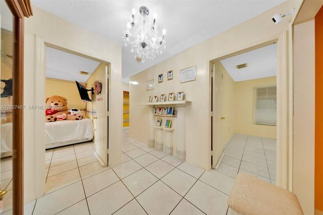 15860 SW 287th St, Homestead, FL 33033