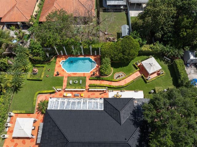15860 SW 287th St, Homestead, FL 33033