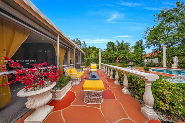 15860 SW 287th St, Homestead, FL 33033