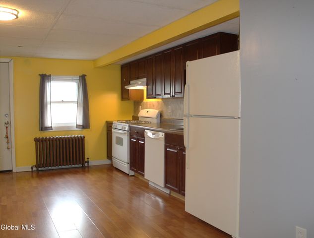 3 1st Avenue, Rensselaer, NY 12144