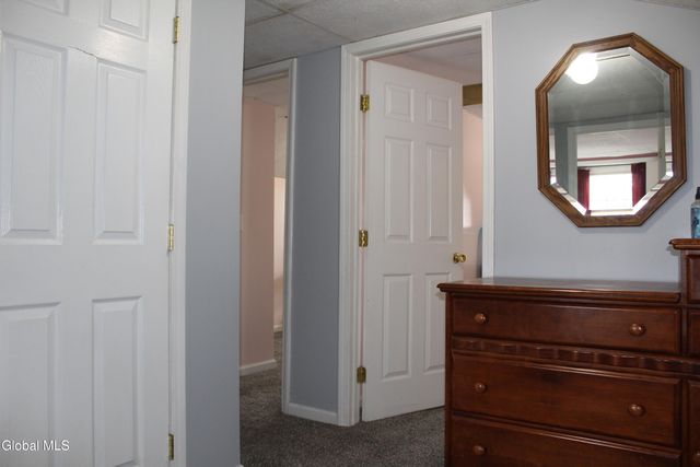 3 1st Avenue, Rensselaer, NY 12144