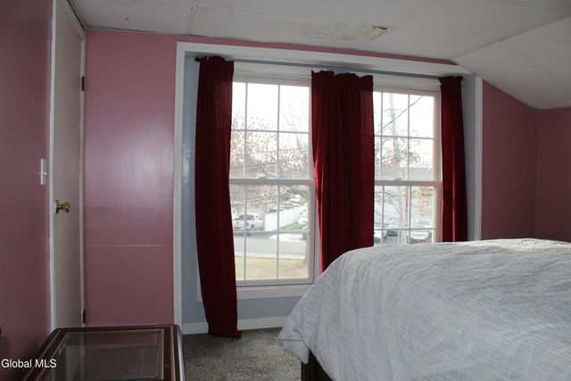 3 1st Avenue, Rensselaer, NY 12144