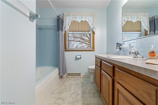 2892 Chadwick Street NW, Massillon, OH 44646