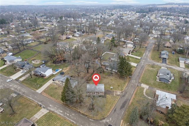 2892 Chadwick Street NW, Massillon, OH 44646