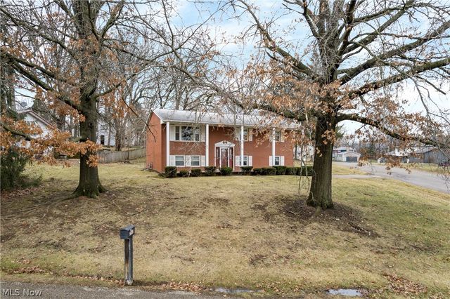 2892 Chadwick Street NW, Massillon, OH 44646