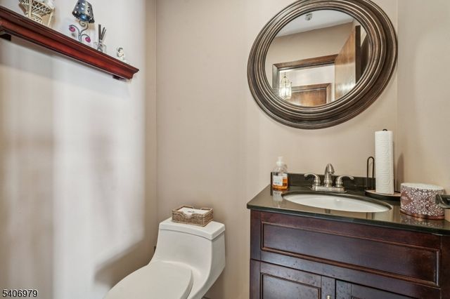 845 Rifle Camp Rd, Woodland Park, NJ 07424