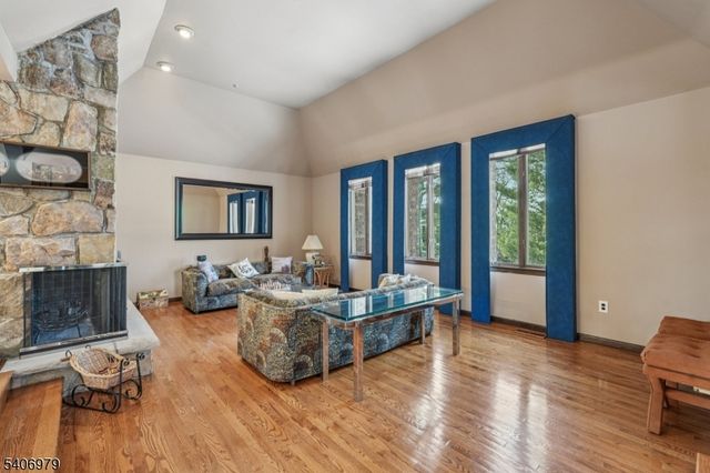 845 Rifle Camp Rd, Woodland Park, NJ 07424