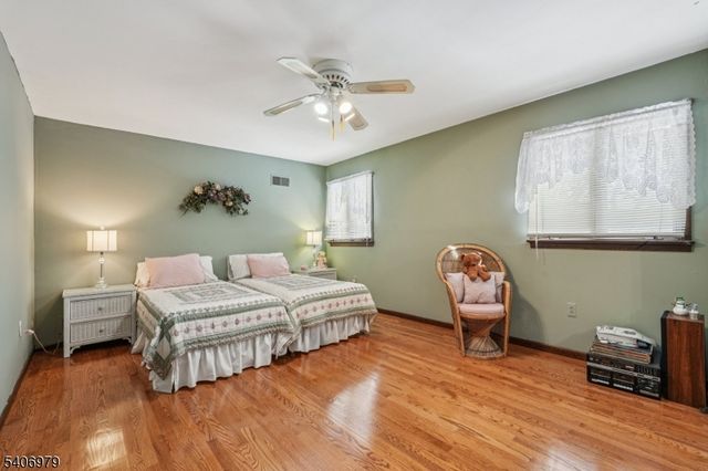 845 Rifle Camp Rd, Woodland Park, NJ 07424