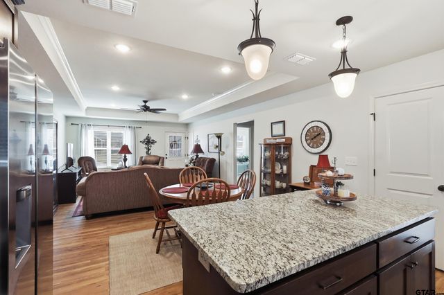 135 Brenlind Ln, Mineola, TX 75773