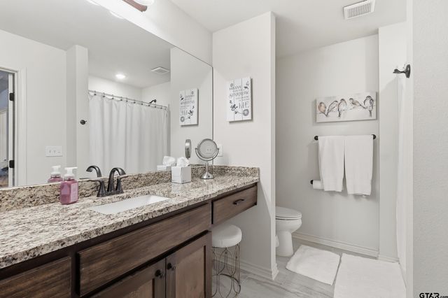 135 Brenlind Ln, Mineola, TX 75773