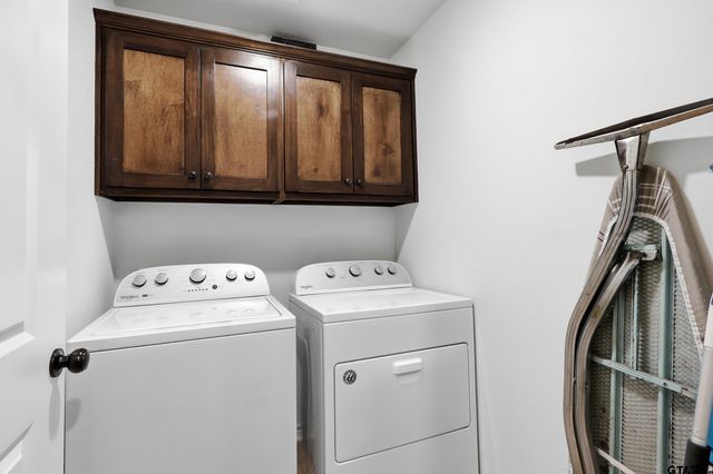 135 Brenlind Ln, Mineola, TX 75773