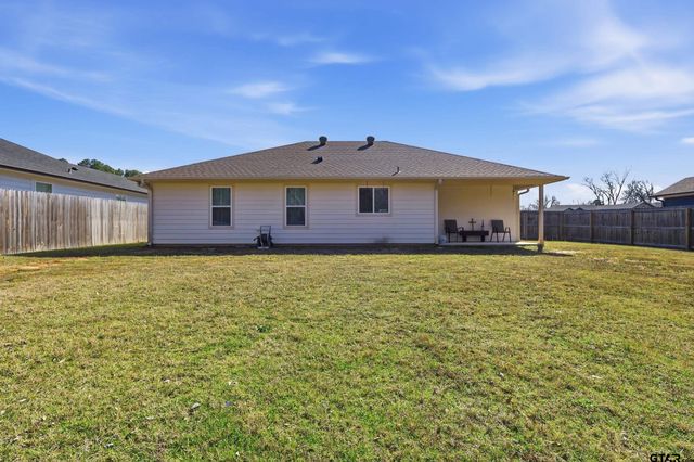 135 Brenlind Ln, Mineola, TX 75773