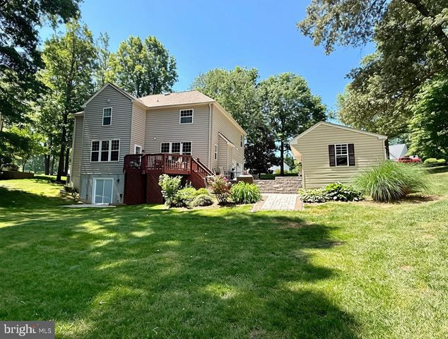 445 CROSS CREEK DR, Huntingtown, MD 20639